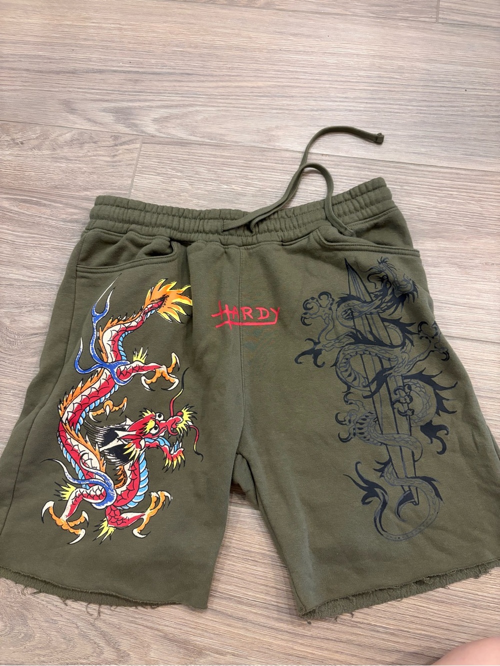 Ed Hardy olive green dragon drawstring shorts men’s medium